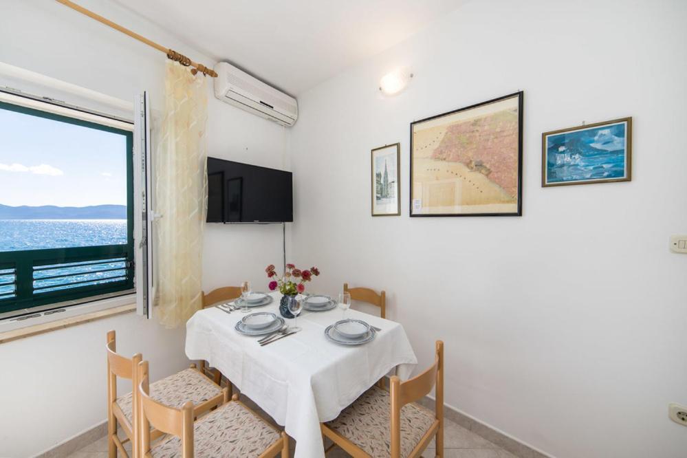 Apartments Dominko Brist Zewnętrze zdjęcie