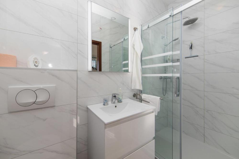 Apartments Dominko Brist Zewnętrze zdjęcie